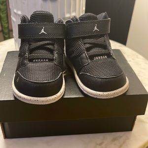 Nike x Jordan 1 Flight size 4